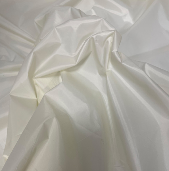 Ткань курточная Taffeta 190T WR/PU/Milky ванильный 11-0104/S124 IT3